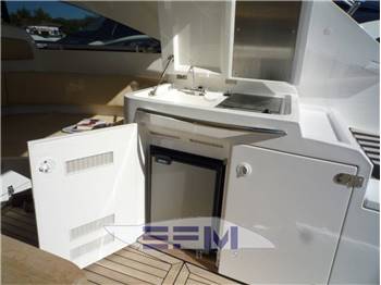 FAIRLINE TARGA 52