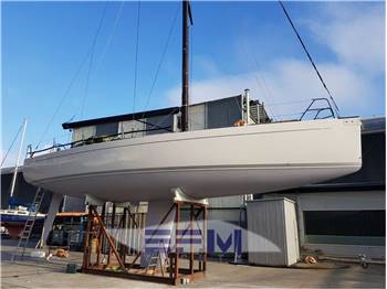 CANTIERE DEL PARDO GRAND SOLEIL 46 B&C