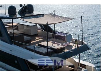 FERRETTI 780