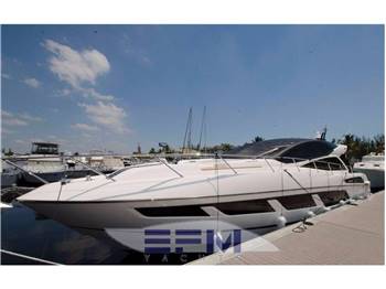 SUNSEEKER PREDATOR 68