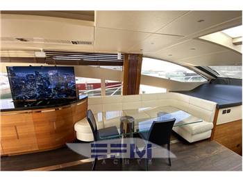 SUNSEEKER 80 YACHT