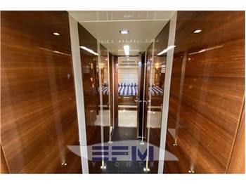 SUNSEEKER 80 YACHT