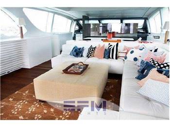 OVERMARINE MANGUSTA 130