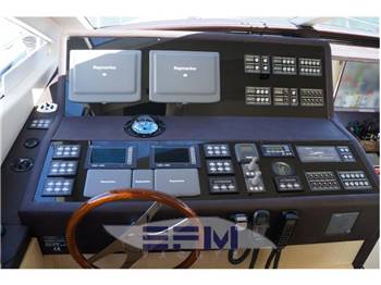 UNIESSE 70 SPORT