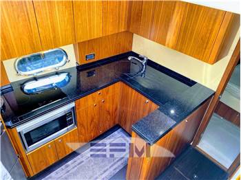 SUNSEEKER MANHATTAN 52