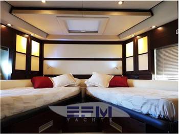 AZIMUT 62 S