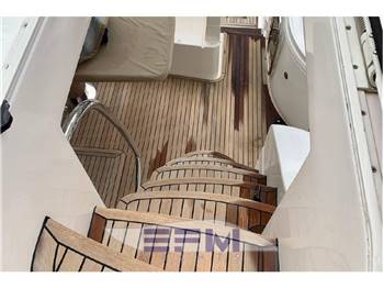 AZIMUT BENETTI 58 FLY