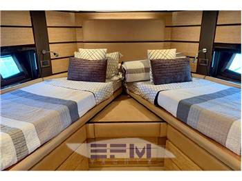 AZIMUT BENETTI 58 FLY