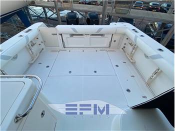 BOSTON WHALER 305 CONQUEST