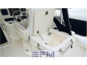 BOSTON WHALER 305 CONQUEST