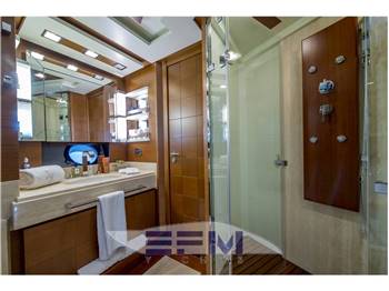AZIMUT BENETTI 105  GRANDE