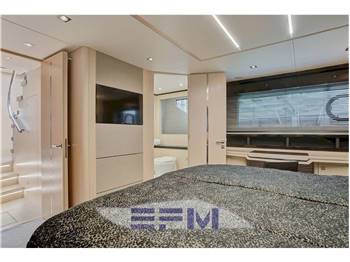 SUNSEEKER 68 PREDATOR
