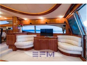 FERRETTI 730