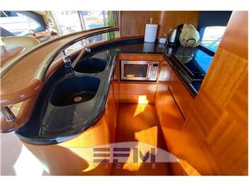 AZIMUT 62