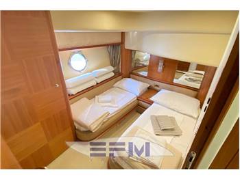 AZIMUT 62