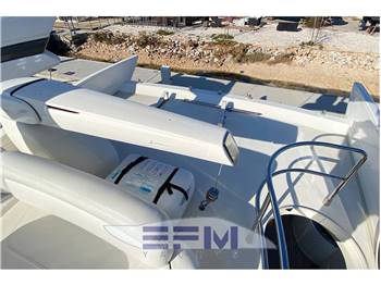 AZIMUT 62
