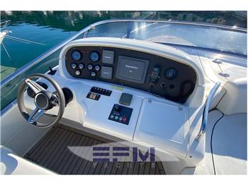 AZIMUT 62