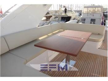 AZIMUT 60 FLY
