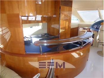AZIMUT 62 FLY
