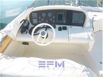 AZIMUT 62 FLY