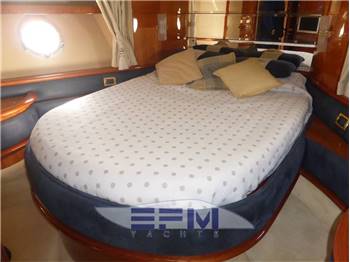AZIMUT 62 FLY