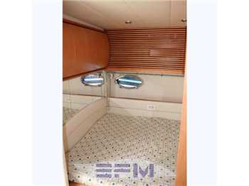 Pershing 54