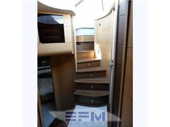 Pershing 72