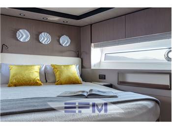 AZIMUT 72