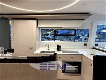 AZIMUT 72