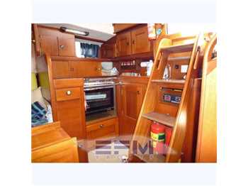 Hallberg rassy Hr 352