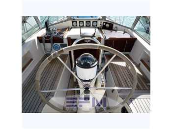 Hallberg rassy Hr 352