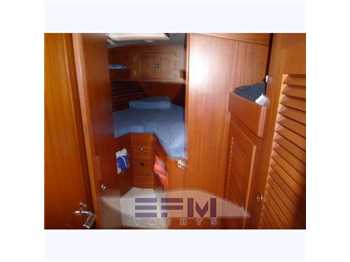 Hallberg rassy Hr 352