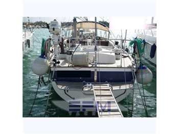 Hallberg rassy Hr 352