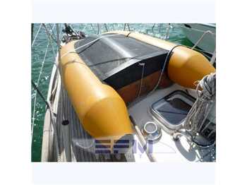 Hallberg rassy Hr 352