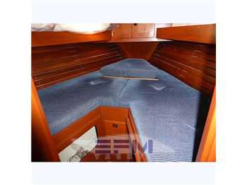 Hallberg rassy Hr 352