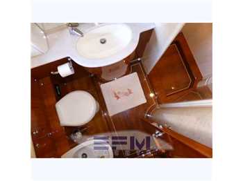 Ferretti 680