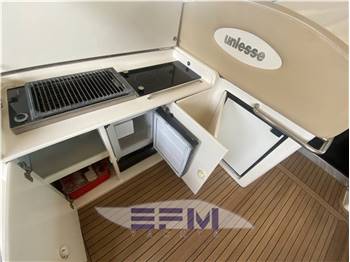 UNIESSE 48  OPEN