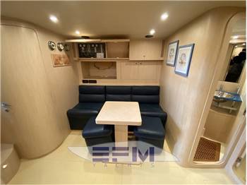 UNIESSE 48  OPEN
