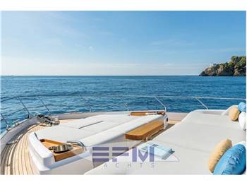 AZIMUT 68 FLY