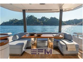 AZIMUT 68 FLY
