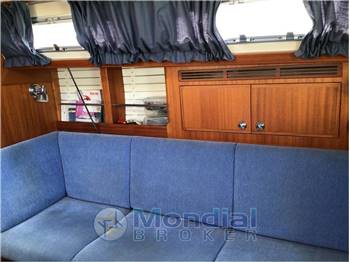 Hallberg-Rassy HR 310