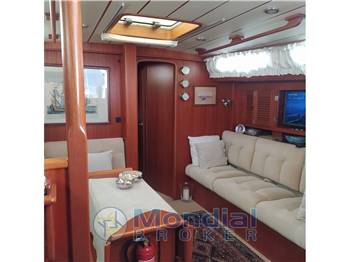 Hallberg-Rassy HR 46