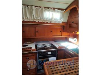 Hallberg-Rassy HR 46