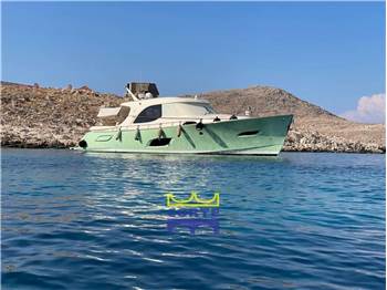 Mochi Craft Dolphin 64 Sun Top Immatricolato 2010