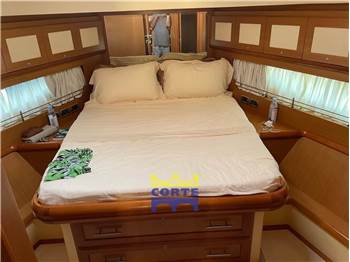 Mochi Craft Dolphin 64 Sun Top Immatricolato 2010