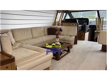 Ferretti Yachts 630