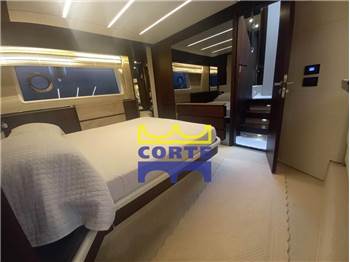 Azimut 72