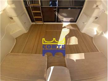 Ferretti Yachts 53