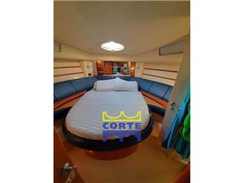 Azimut AZ 46