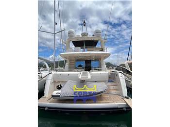 Ferretti Yachts 630